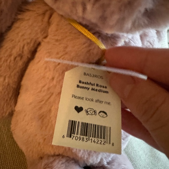 Jellycat Luxe Rosa Bunny - Picture 2 of 4